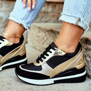 Lace-up Sneaker