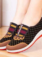 Load image into Gallery viewer, Sneaker
