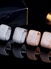 Load image into Gallery viewer, Hoop Earrings
