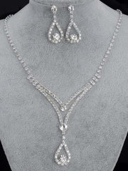 Load image into Gallery viewer, Rhinestone Necklace &amp; Earrings Set
