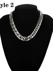 Load image into Gallery viewer, Assorted Chunky Necklaces
