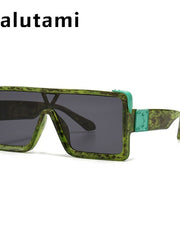 Load image into Gallery viewer, Oversized Square Sunglasses
