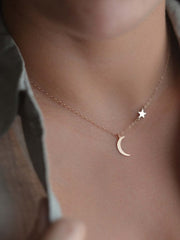 Load image into Gallery viewer, Assorted Pendant Necklaces
