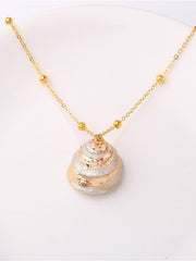 Load image into Gallery viewer, Beach Shell Pendant Necklace
