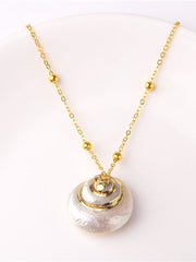 Load image into Gallery viewer, Beach Shell Pendant Necklace
