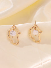 Load image into Gallery viewer, Irregular Shape Pearl Earrings

