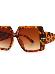 Load image into Gallery viewer, Classic Oversized Square Sunglasses
