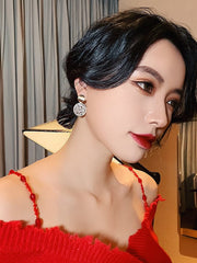 Load image into Gallery viewer, Rhinestone Earrings
