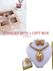 Load image into Gallery viewer, Butterfly and Gold Matching Jewelry Set
