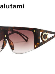 Load image into Gallery viewer, Oversized Sunglasses
