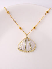 Load image into Gallery viewer, Beach Shell Pendant Necklace
