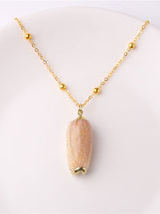 Load image into Gallery viewer, Beach Shell Pendant Necklace
