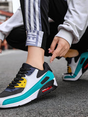 Load image into Gallery viewer, Sneakers
