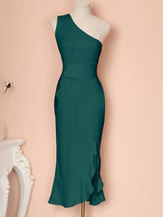 Load image into Gallery viewer, One Off-Shoulder Dress
