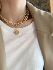 Load image into Gallery viewer, Assorted Necklaces
