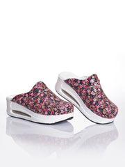 Load image into Gallery viewer, Clogs
