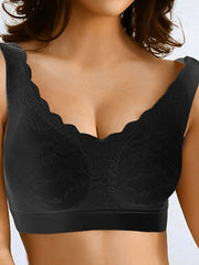 Load image into Gallery viewer, Lace Sports Bra
