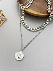 Load image into Gallery viewer, Assorted Necklaces
