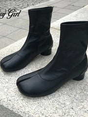 Load image into Gallery viewer, Split Toe Ankle Boots
