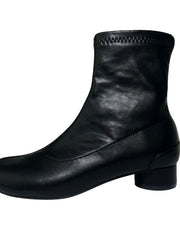 Load image into Gallery viewer, Split Toe Ankle Boots
