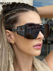 Load image into Gallery viewer, Oversized Square Luxury Sunglasses
