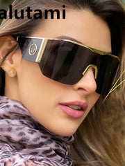 Load image into Gallery viewer, Oversized Sunglasses
