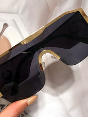 Load image into Gallery viewer, Oversized Sunglasses
