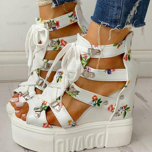 CHUNKY FLORAL WEDGES