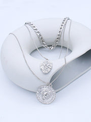 Load image into Gallery viewer, Assorted Necklaces
