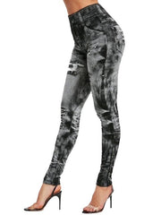 Load image into Gallery viewer, Jeans Print Capris
