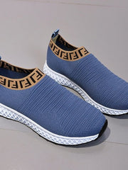 Load image into Gallery viewer, Light Weight Sneaker
