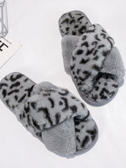 Load image into Gallery viewer, Slippers
