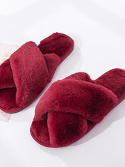 Load image into Gallery viewer, Slippers
