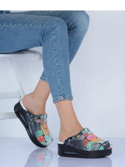 Load image into Gallery viewer, Non-Slip Clogs
