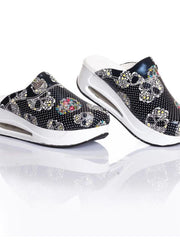 Load image into Gallery viewer, Non-Slip Clogs
