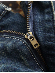 Load image into Gallery viewer, Embroidered Jeans
