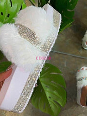 Load image into Gallery viewer, Faux Fur Slippers
