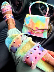 Load image into Gallery viewer, Slippers
