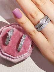 Load image into Gallery viewer, Luxury Engagement Rings
