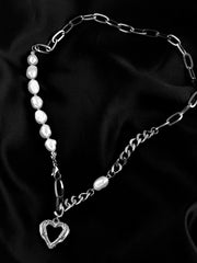 Load image into Gallery viewer, Heart Pendant Necklace
