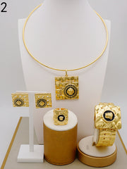 Load image into Gallery viewer, Assorted Jewelry
